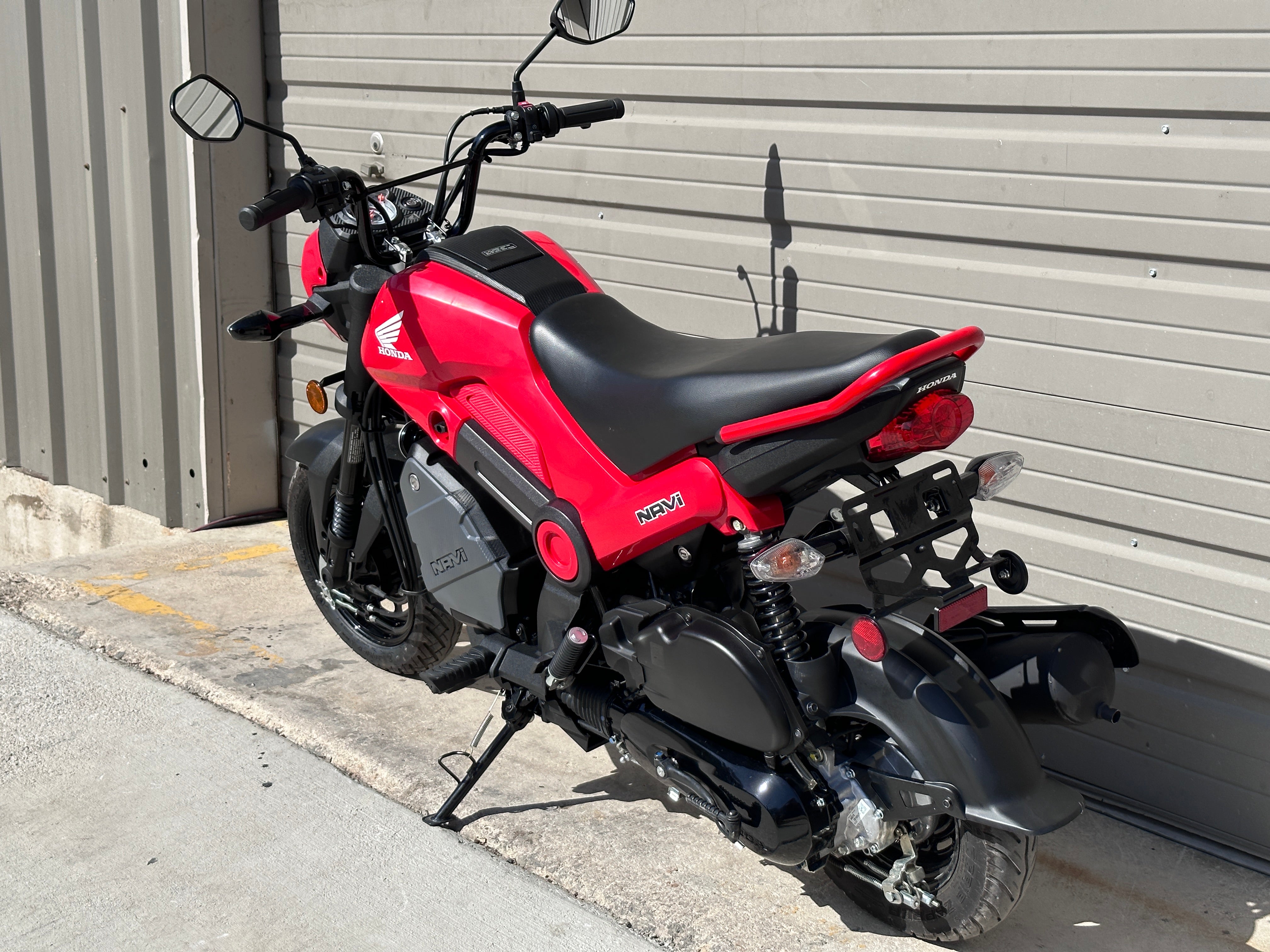 Hero sales honda navi