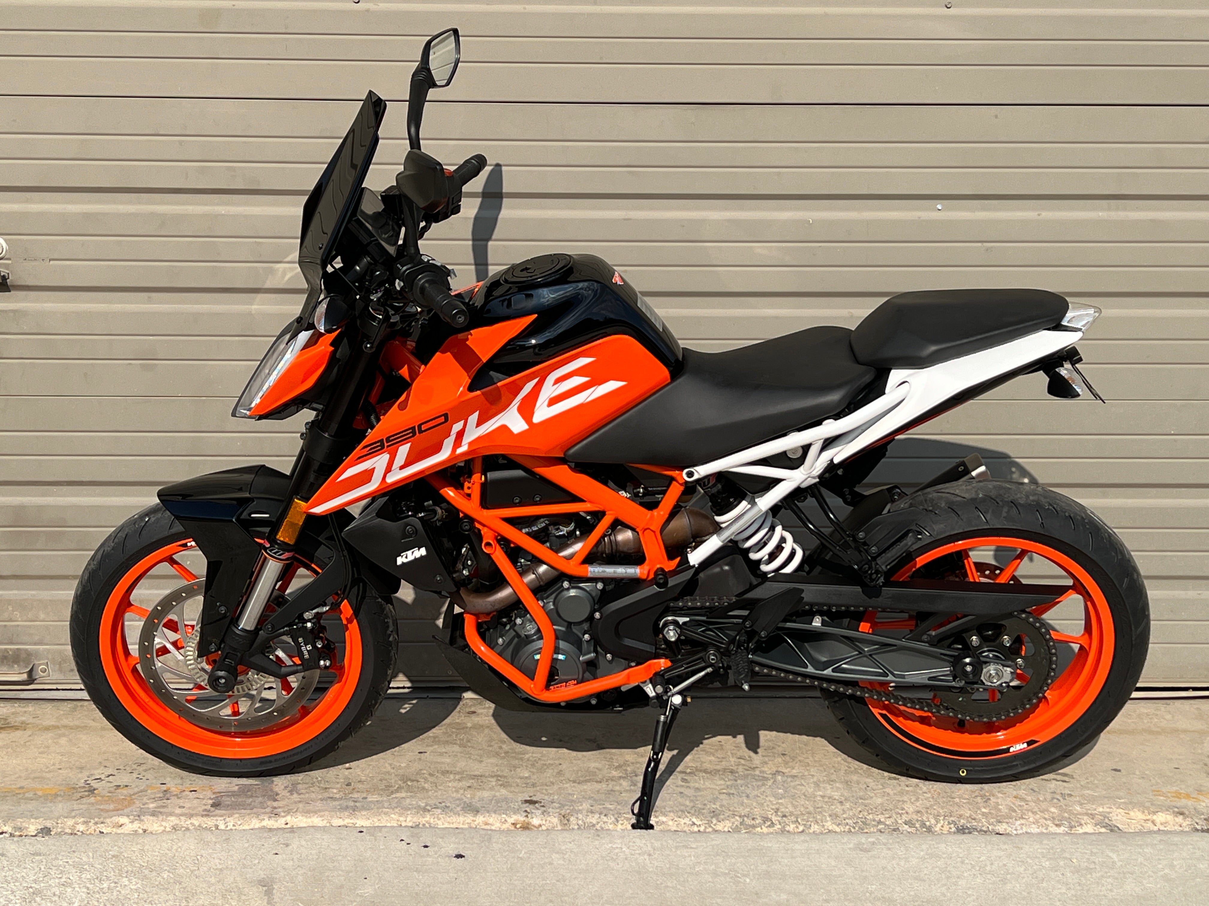 All black hotsell ktm duke 390