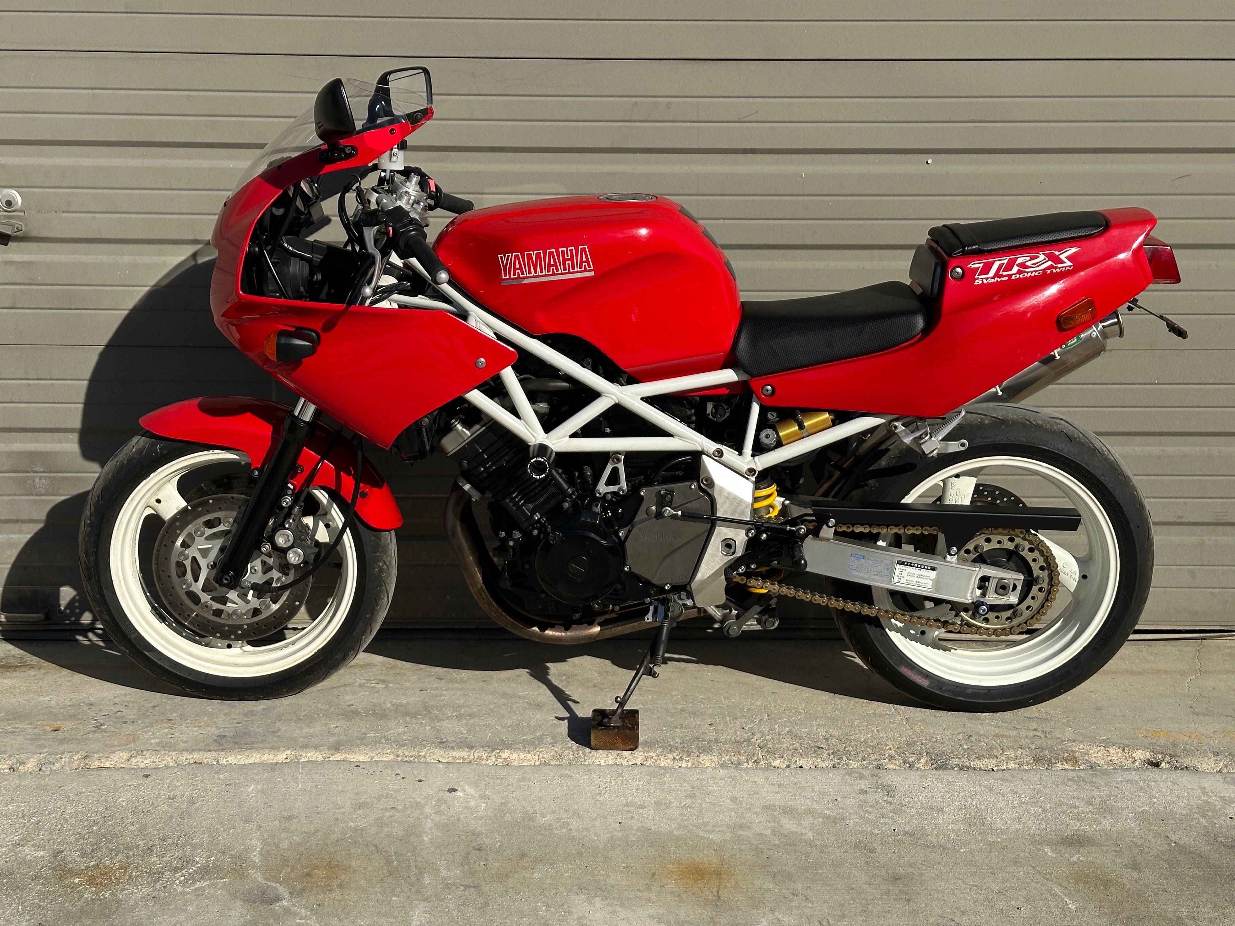 YAMAHA TRX850 赤 格安提供車 半額配送キャンペーン  期間限定車体本体価格 現状渡し諸経費０円 激安 横浜 都筑 P-Yard 1995 Yamaha TRX850 JDM Import